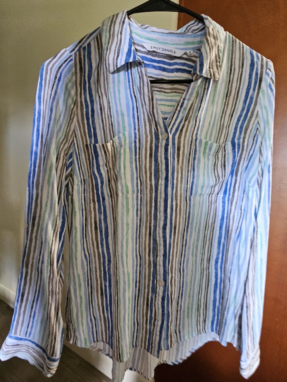 EMILY DANIELS Striped Button Down Shirt Womens Small 100% Rayon Coastal Grandma